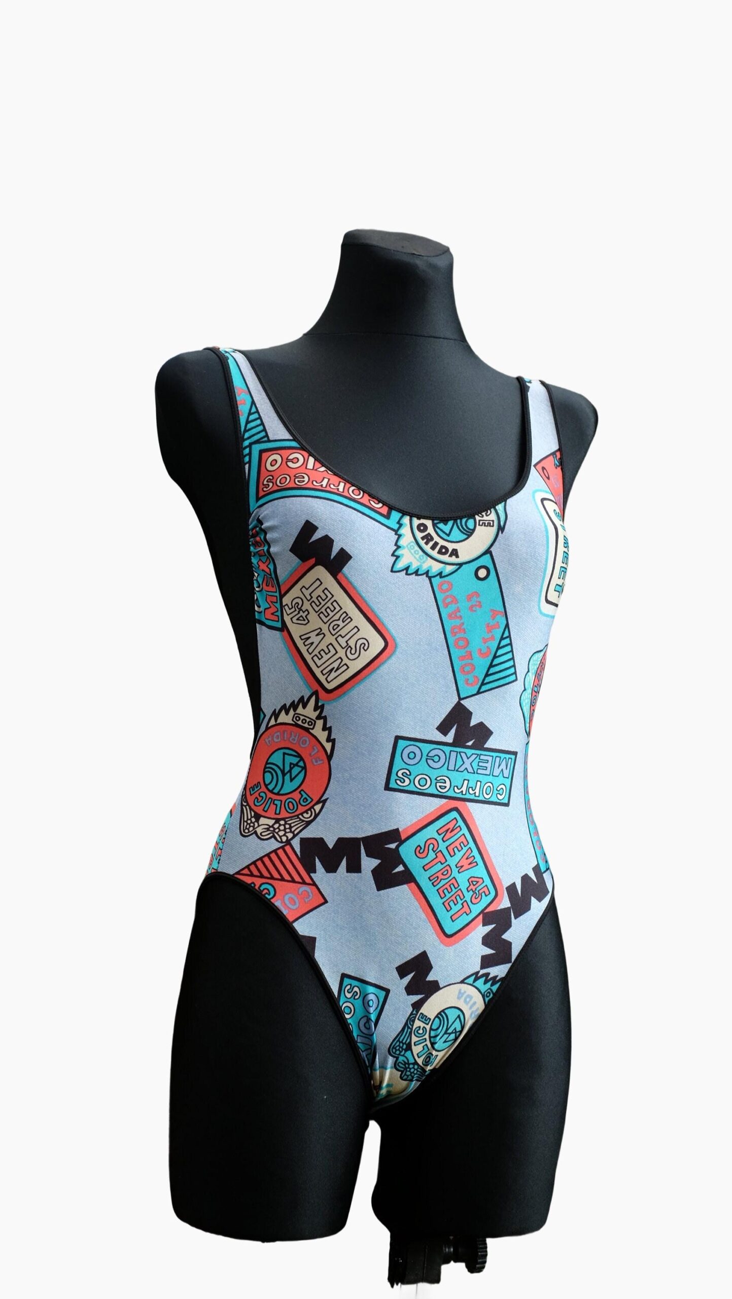 Vintage 80s Open Back Funky Pattern One piece Swimsuit - Image 2