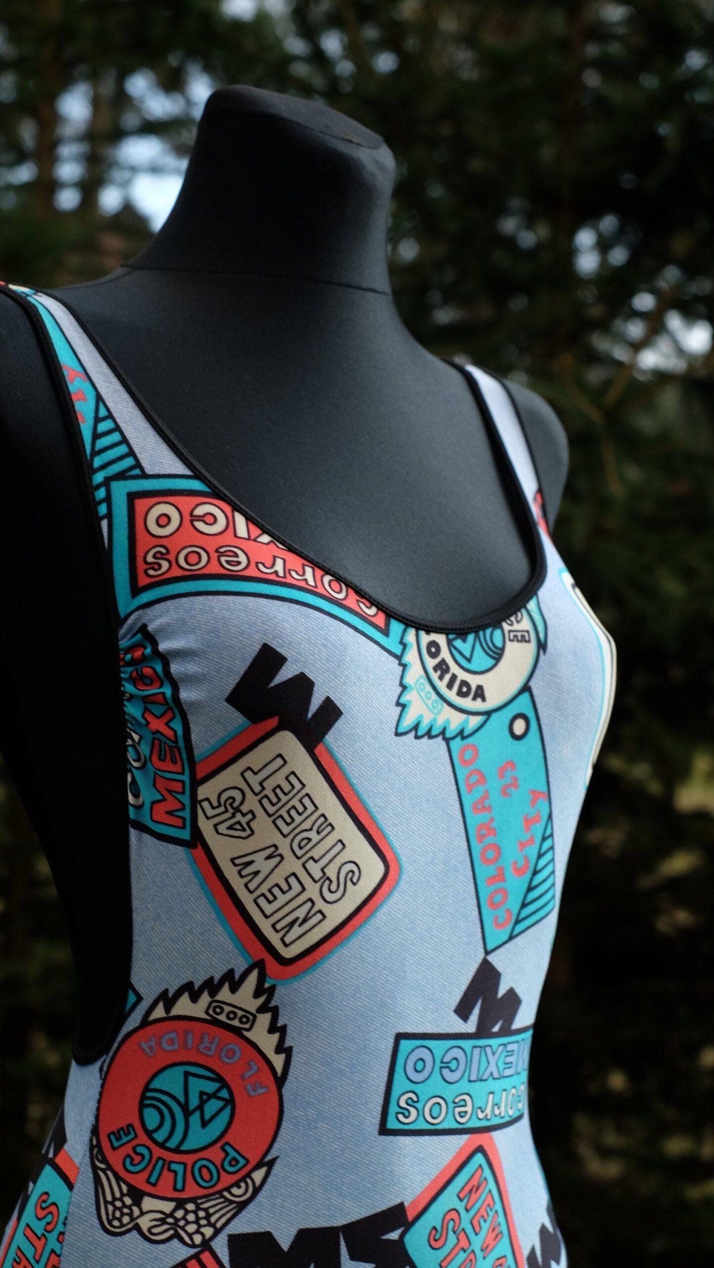 Vintage 80s Open Back Funky Pattern One piece Swimsuit - Image 3
