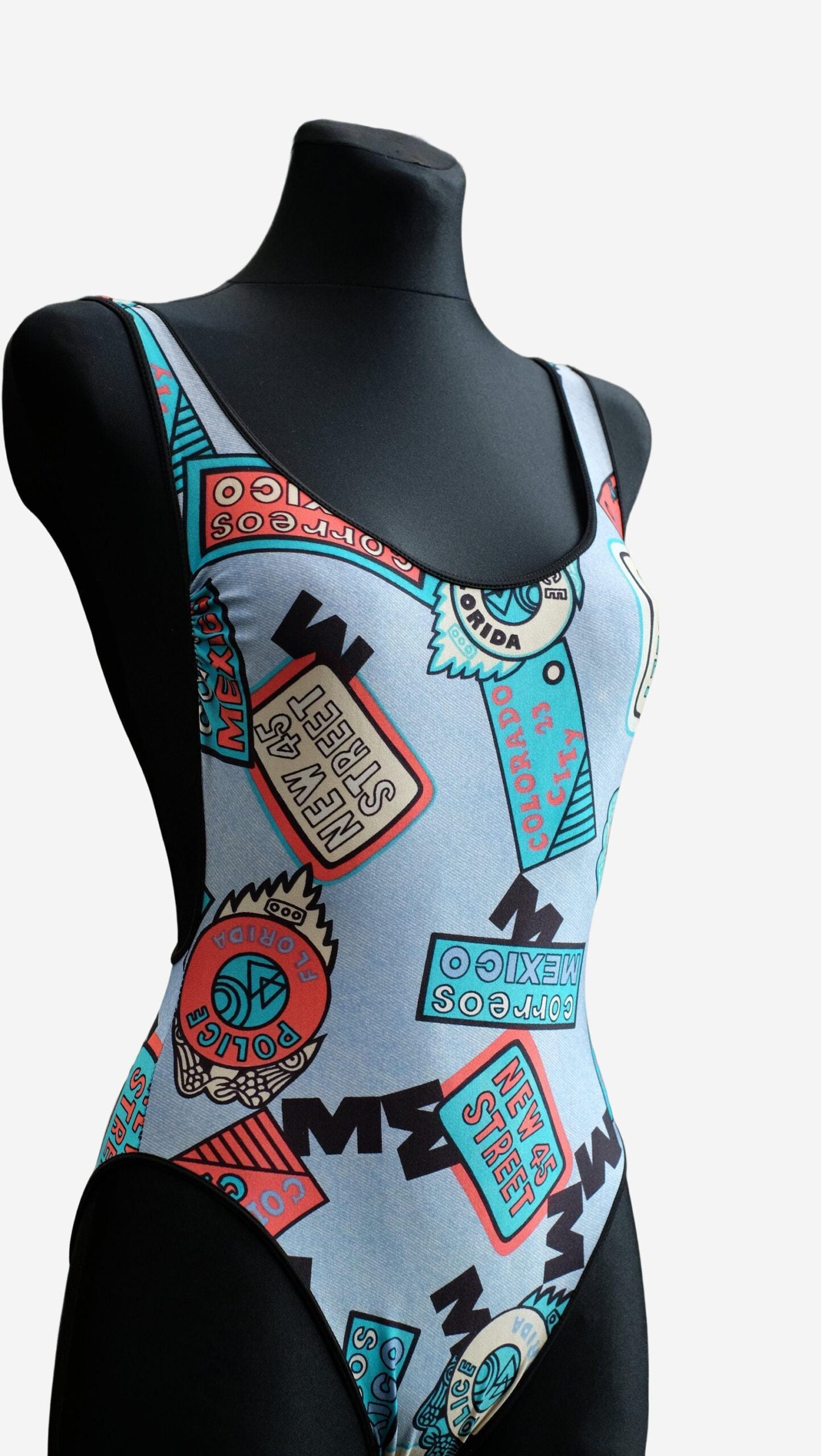 Vintage 80s Open Back Funky Pattern One piece Swimsuit - Image 5