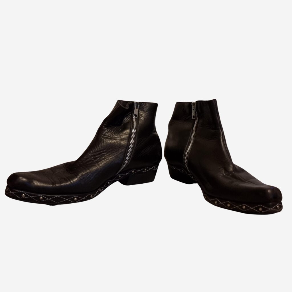 Badass Vintage Leather Studded Boots in Black for Cowboys and Motorcyclists