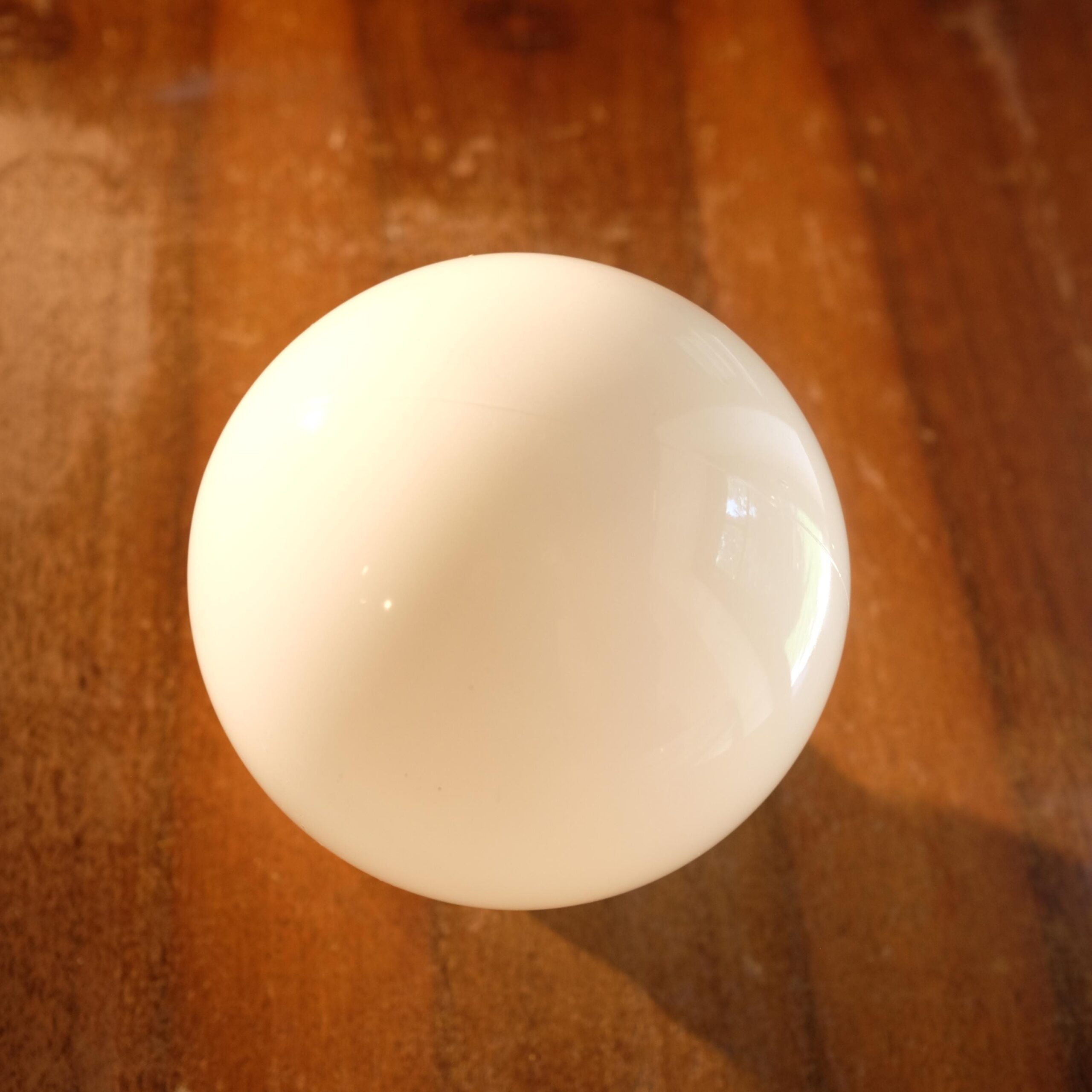 Vintage White Milk Glass Globe Lampshade: Round Replacement Shade (16cm) - Image 4