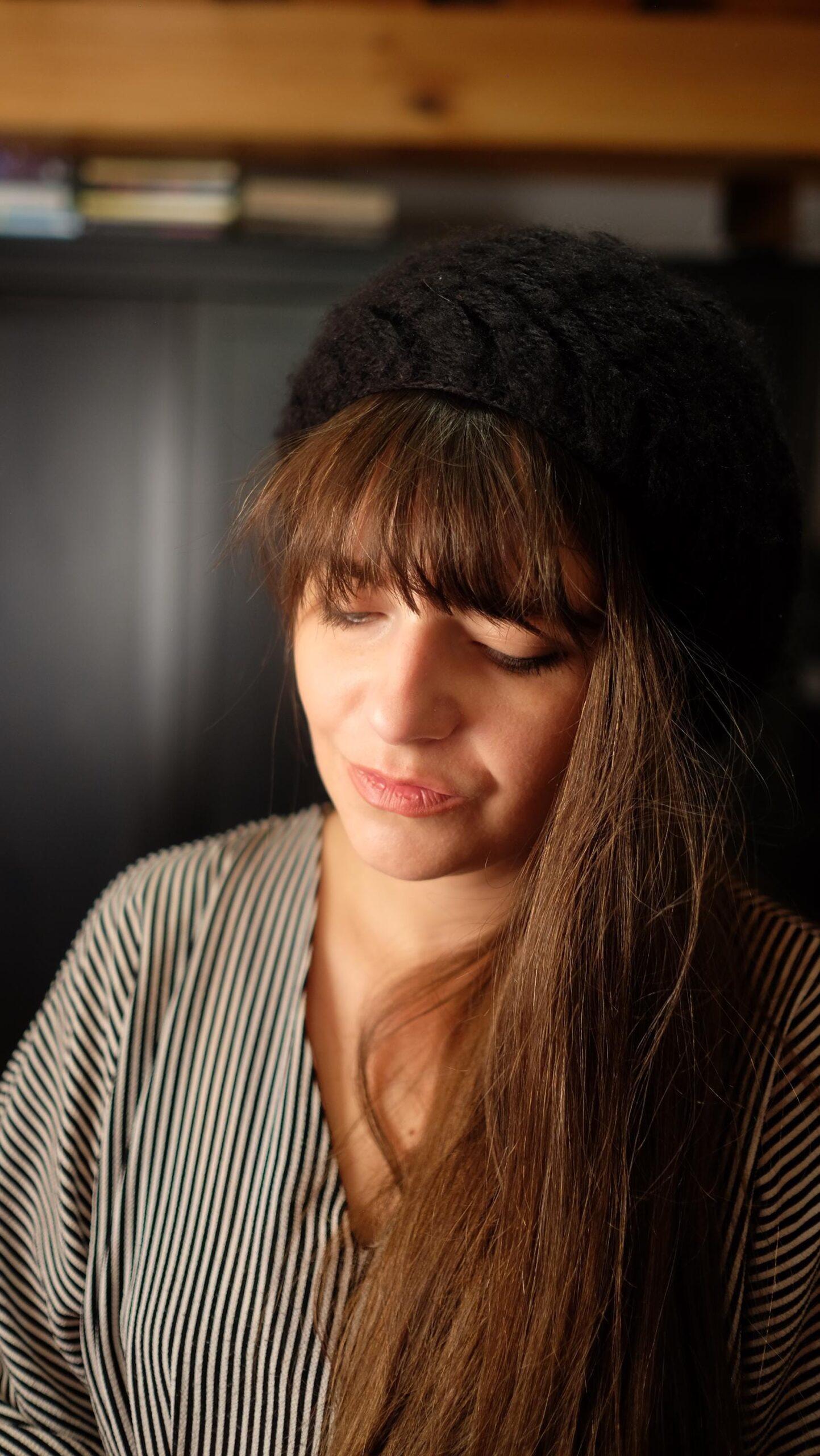 Vintage Black Chunky Knit Beret | Fuzzy Slouchy Oversized Cap - Image 3