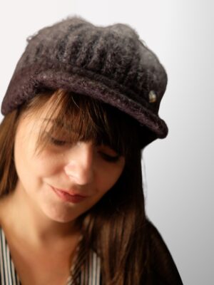 Vintage Fuzzy Ombre Newsboy Cap | Dusty Purple Chunky Knit Cabbie Hat
