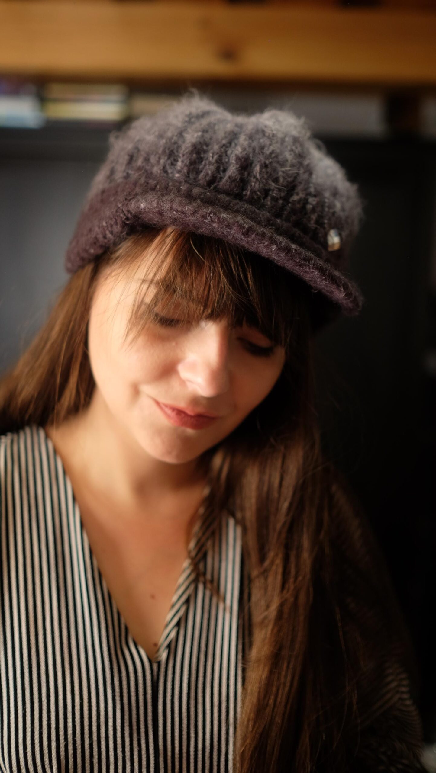 Vintage Fuzzy Ombre Newsboy Cap | Dusty Purple Chunky Knit Cabbie Hat - Image 5