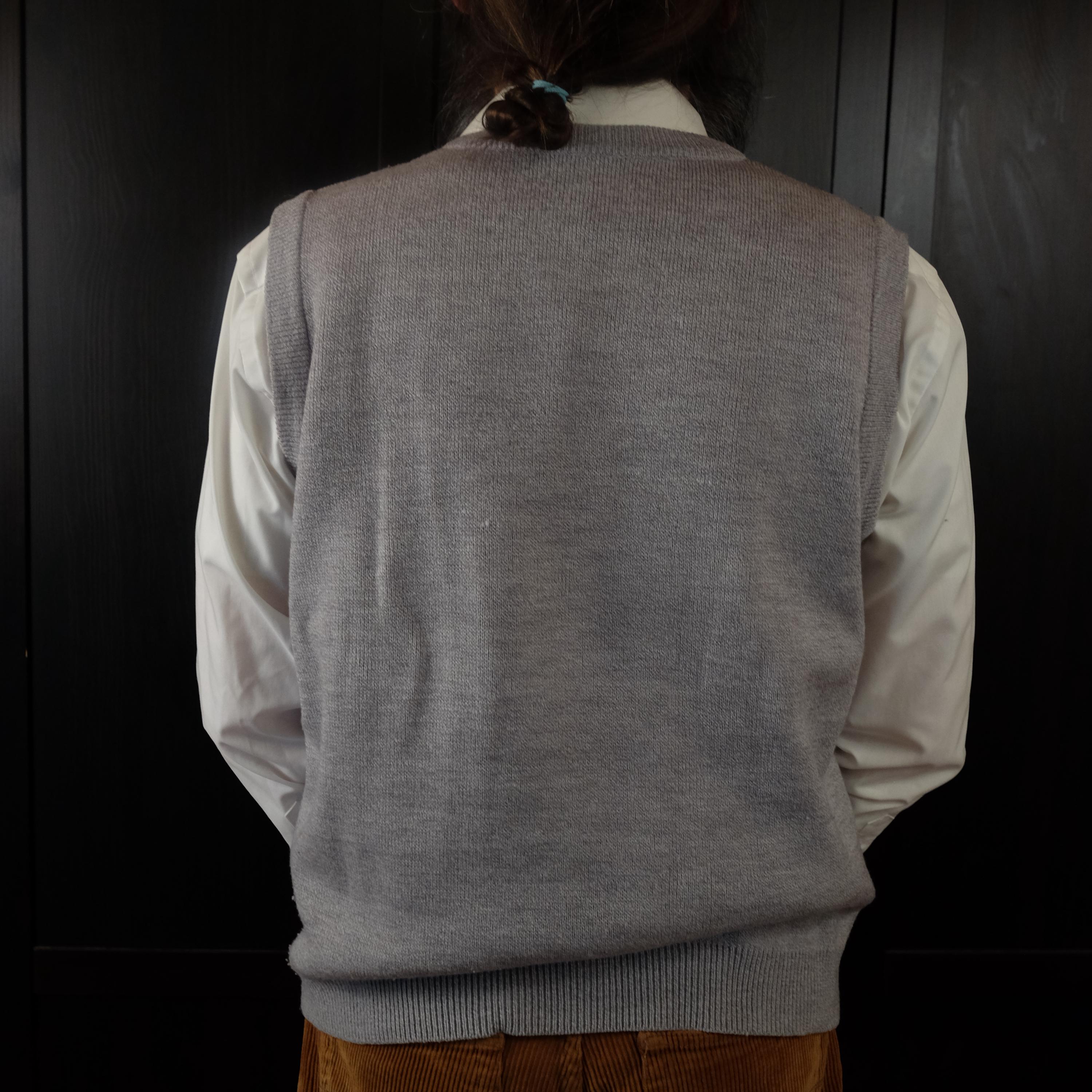 Vintage Old Money Grey Sweater Vest - Image 4