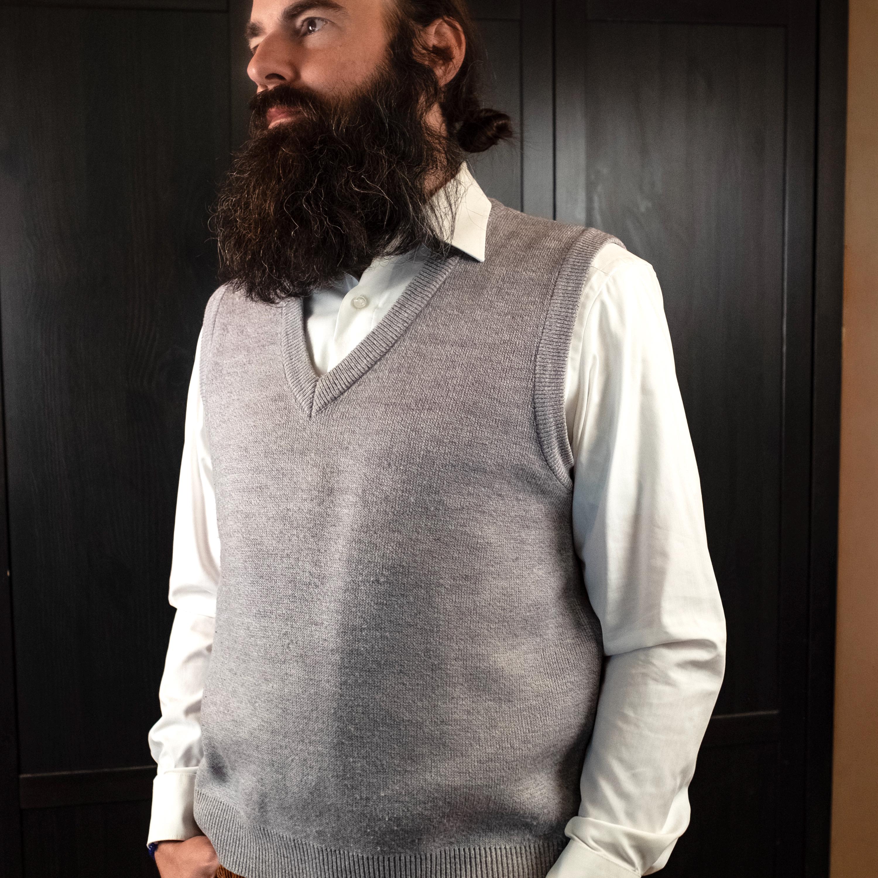 Vintage Old Money Grey Sweater Vest - Image 2