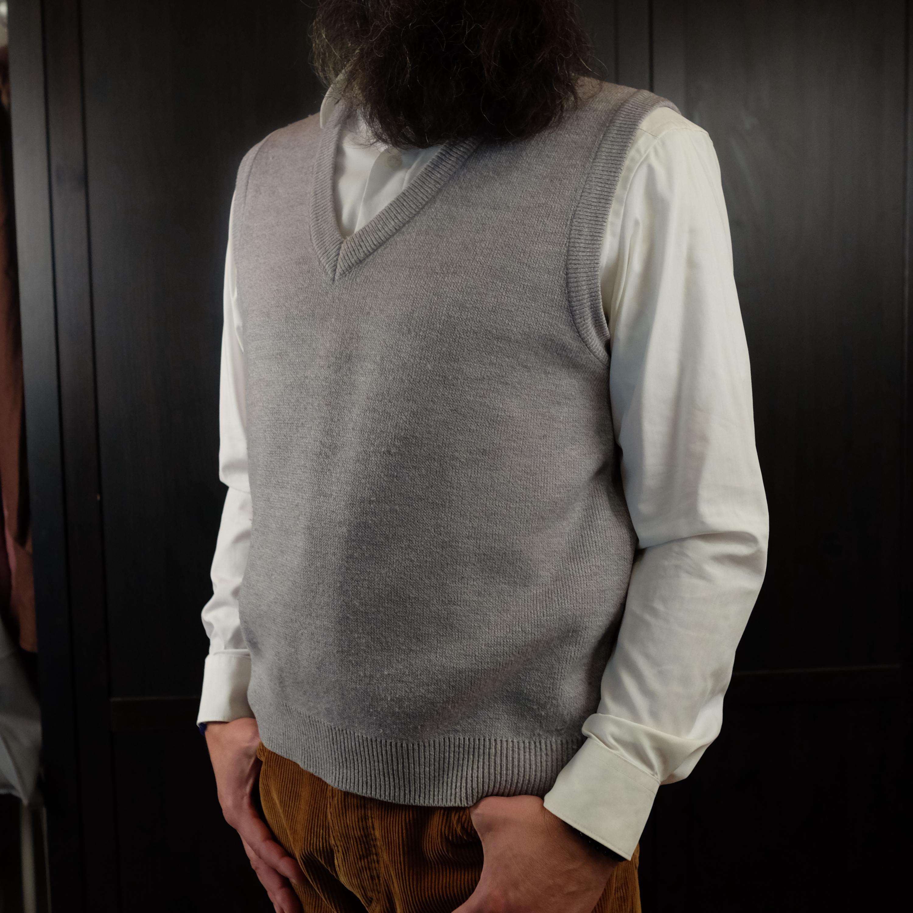 Vintage Old Money Grey Sweater Vest - Image 3