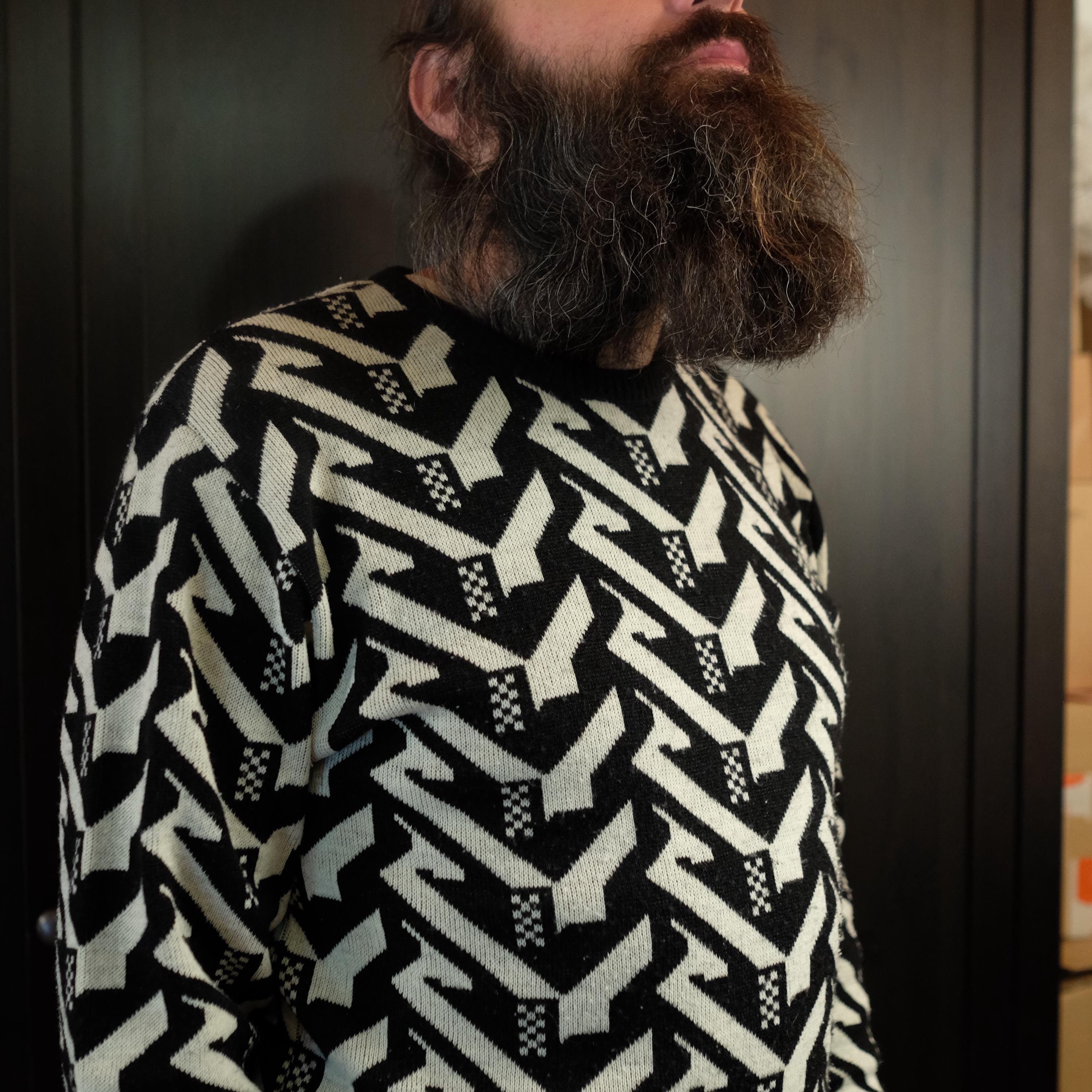Vintage Op-Art Futuristic Grey Crewneck Retro Monochrome Pullover with Geometric Design, made in Czechoslovakia - Image 4
